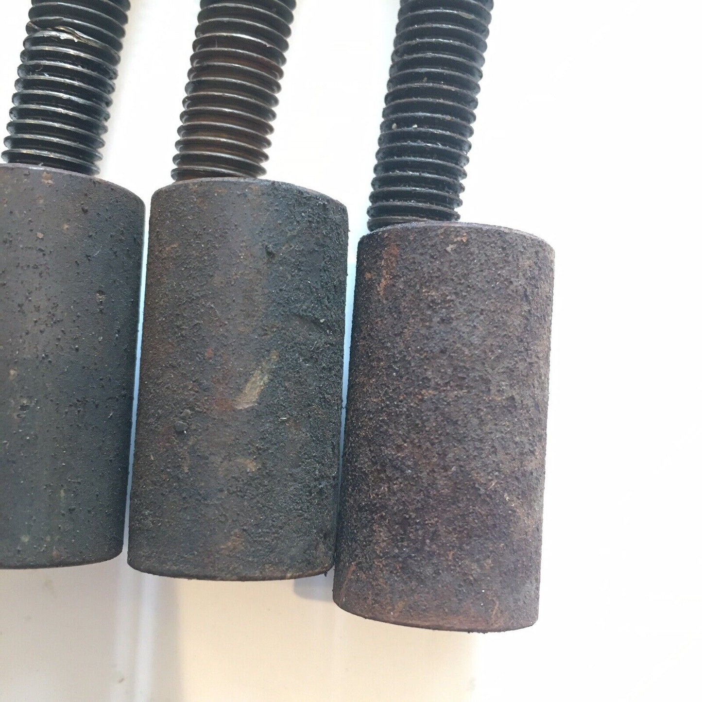 Exhaust Manifold Bolts and Spacers 1999-02 Dodge Ram 2500 3500 24V Diesel
