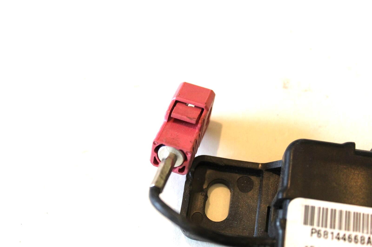 Remote Start and Keyless Entry Antenna, 2013-16 Ram 1500 2500 3500 68144668AB