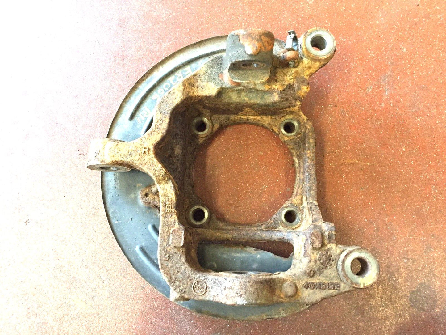 Spindle Steering Knuckle 4X2 2014-2018 Ram 2500 3500 4X2 RH P/N 68217027AA