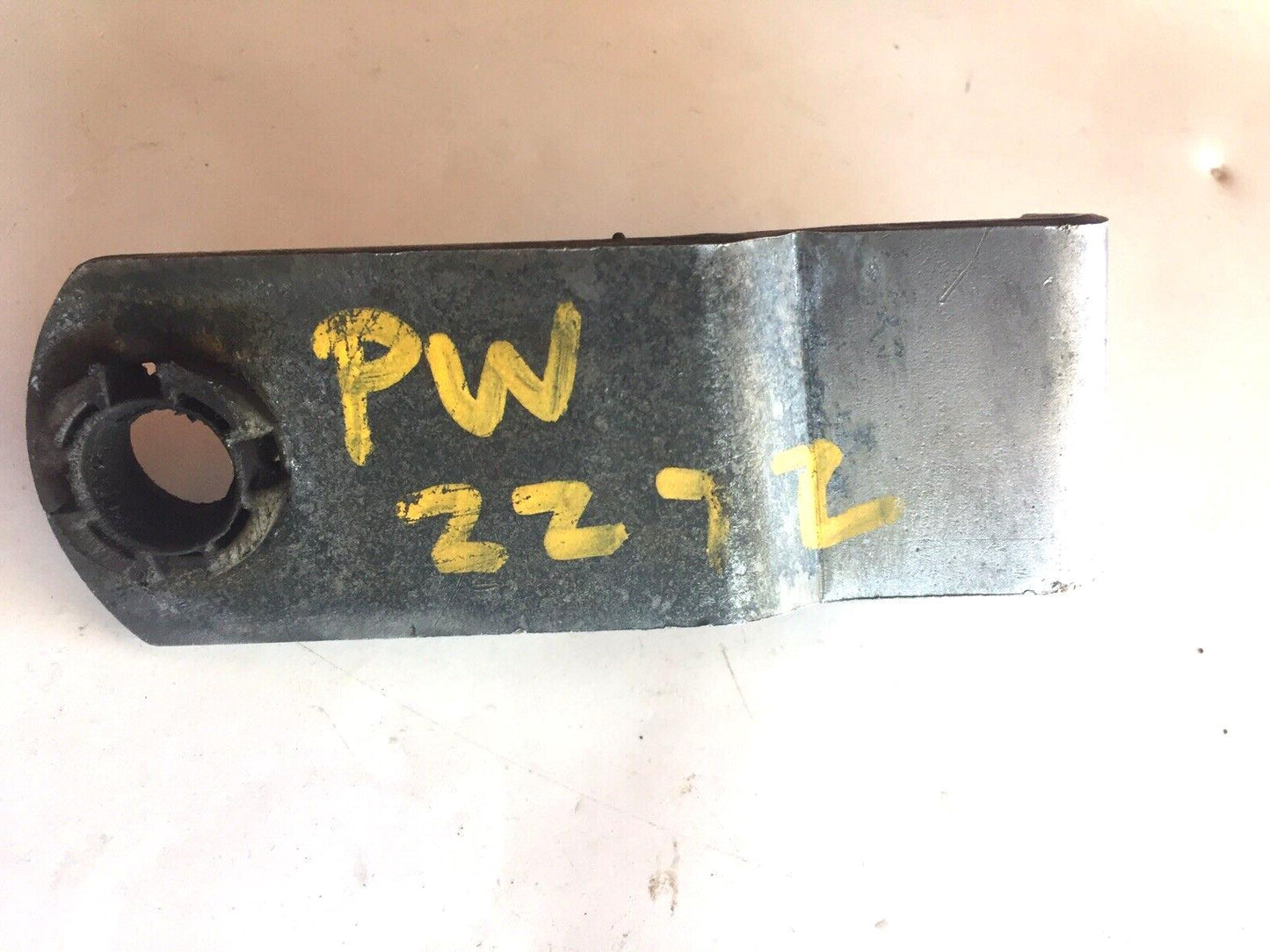 1989-93 Dodge Ram 250 350 Diesel AT Trans Torque Shaft Mounting Bracket 4428694