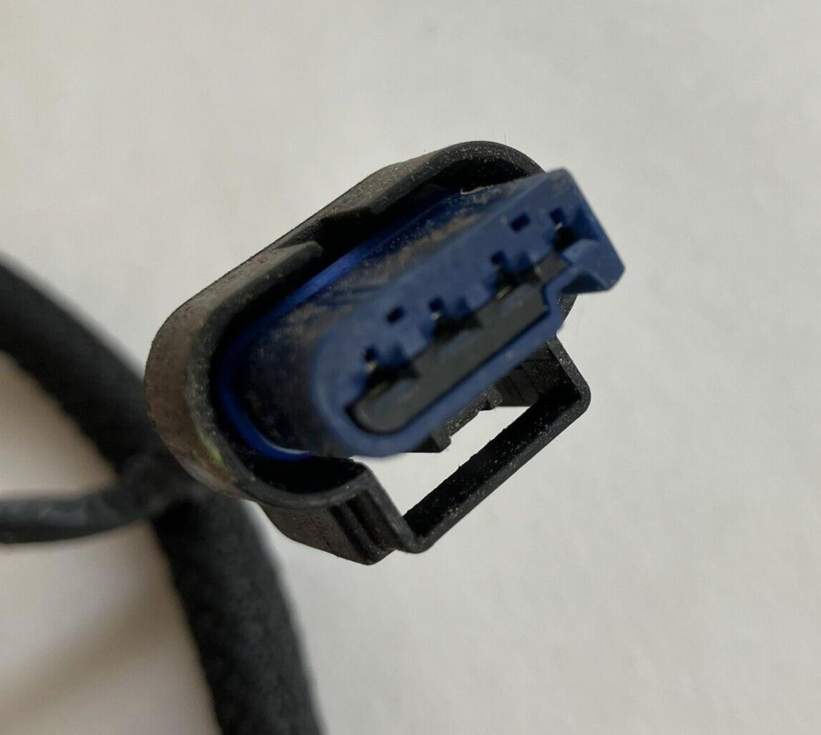 2016-2017 Ram 1500 Right Rear Door Wiring Harness 68263801AA QUAD CAB ONLY