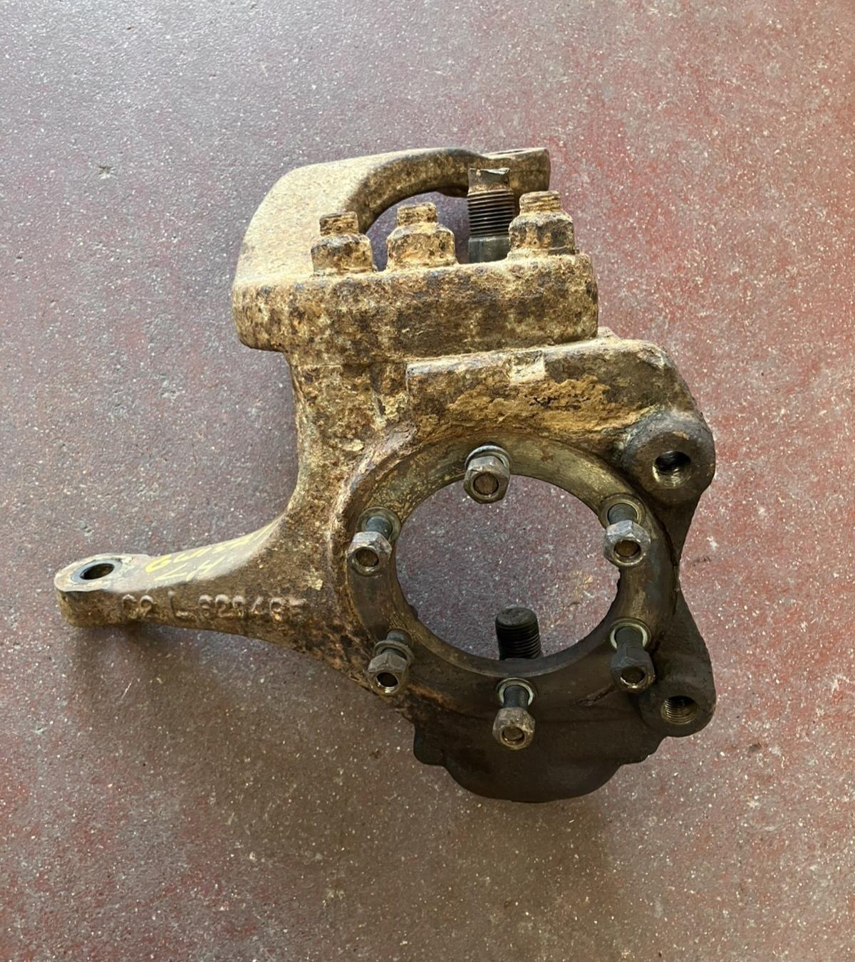 Steering Knuckle, 1982-1993 Dodge Ram 4x4 Pickup and Ramcharger, Driver Side, LH, 53009841