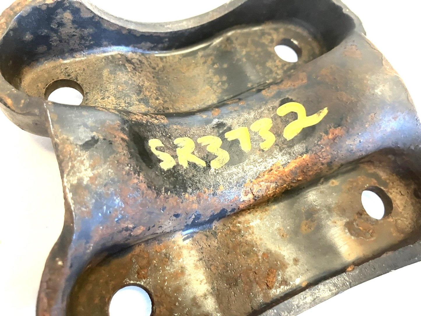 Rear Spring U-bolt Plates, 1994-2002 Dodge 2500 3500, with Dana 80, 52038459
