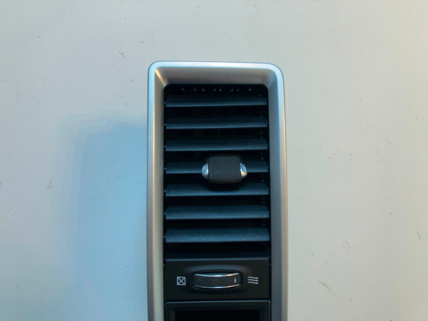 Right Side Vent, 2013-2018 Ram 1500 2500 3500 Silver Trim, Passenger Side