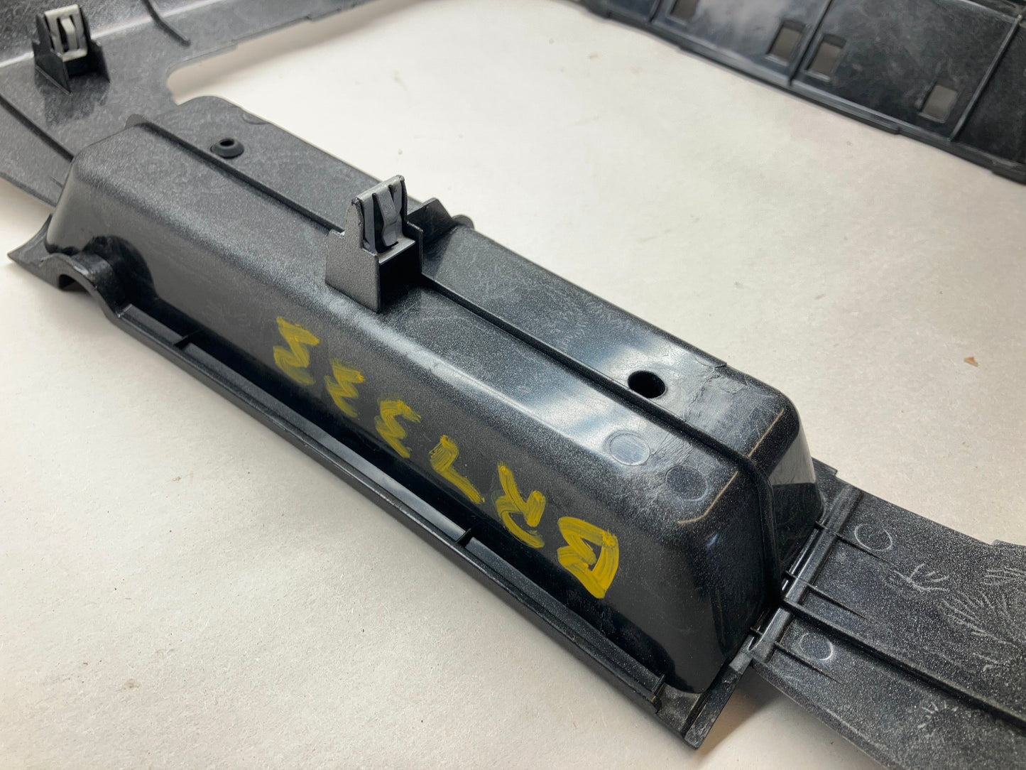 Floor Console Trim Bezel 2009-2012 Ram 1500 2010-2012 Ram 2500 3500 1HS042X9AC