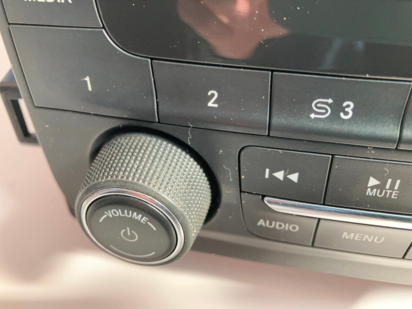 UConnect 3.0 Radio, 2014 Ram 1500 2500 3500, 68226684AA Option RA1