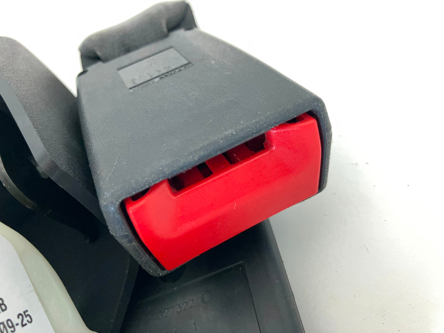 Rear Center Seat Belt with Retractor, P5KQ121DVAB, 2010-12 Ram 1500 2500 3500