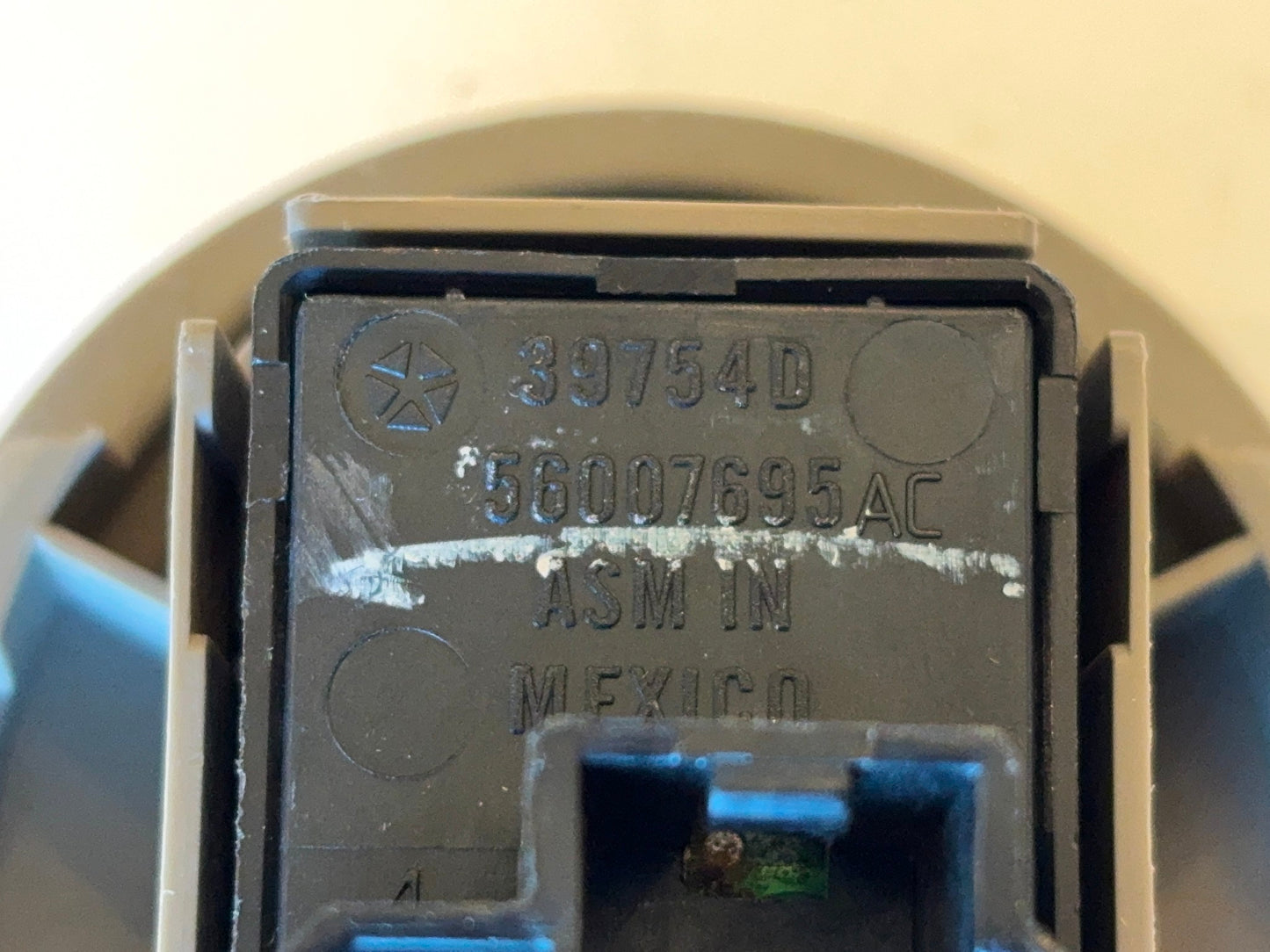 Rear Window Switch w/ Bezel 06-08 Ram 1500 06-09 Ram 2500 3500 Quad Cab Trim J3