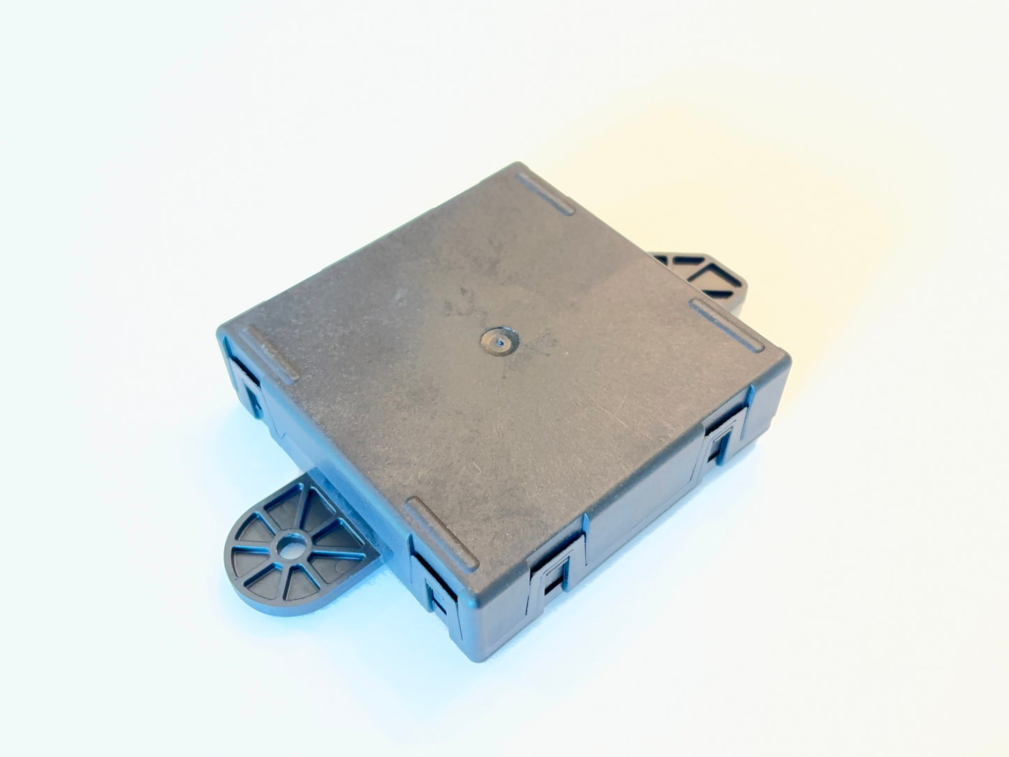Passenger Side Door Module, 2013-2016 Ram 1500 2500 3500, Manual Fold Mirrors, 68155770