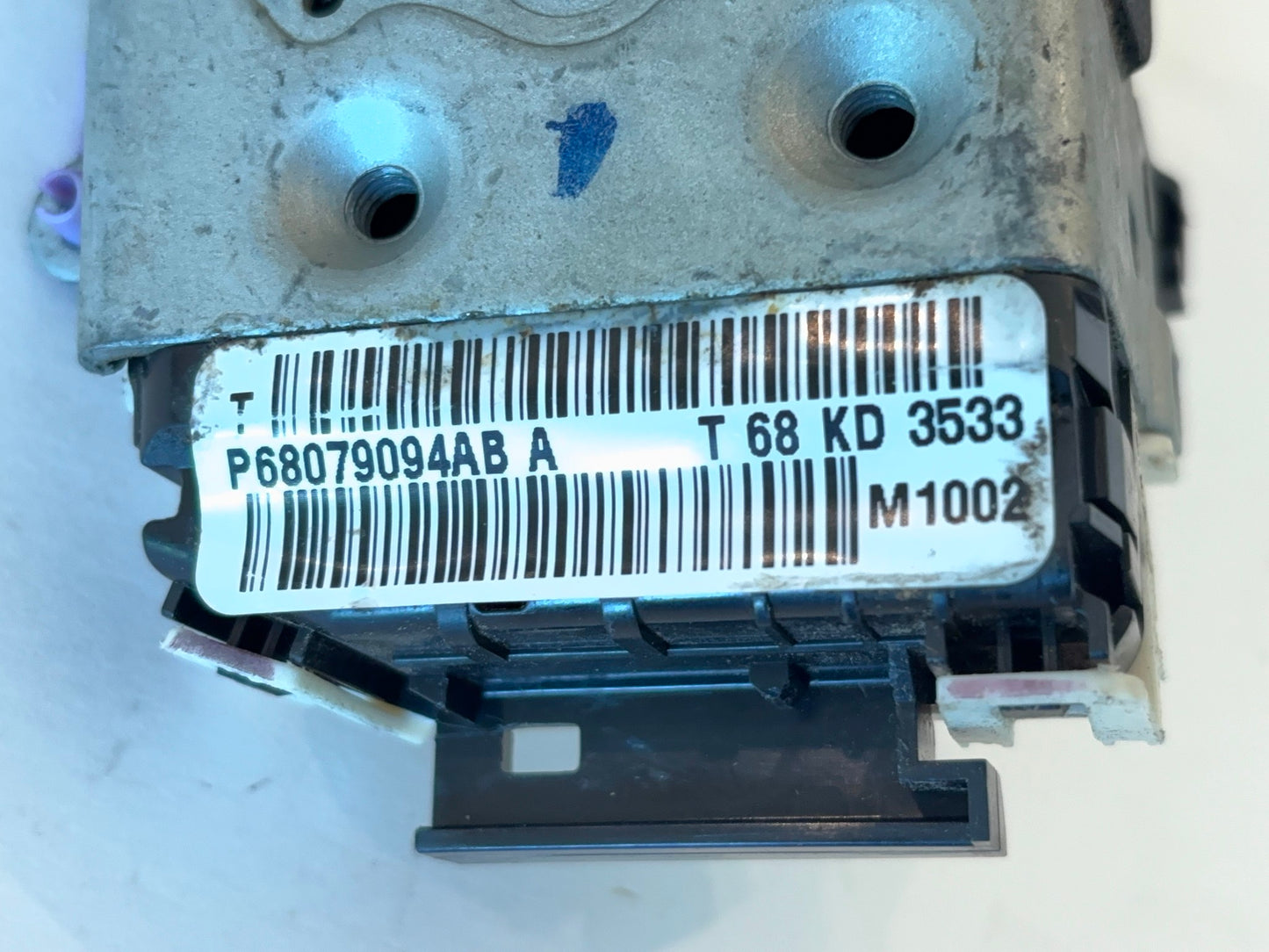 Passenger Front Door Latch Actuator Ram 1500 2500 3500 68079094 Power WO Keyless