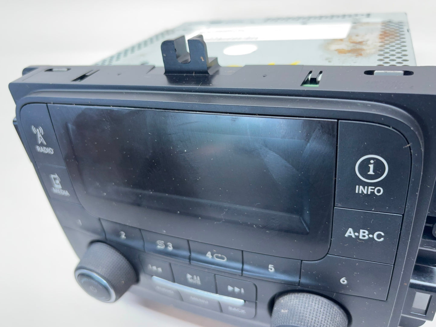3.0 Radio 2015 2016 Ram 1500 2500 3500 68245817AC AM/FM/Wired Media VP1 Used