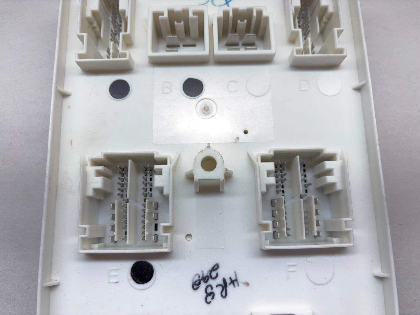 68320319AB, Body Control Module, BCM, 2017-2018 Ram 1500 2500 3500 19-20 Classic