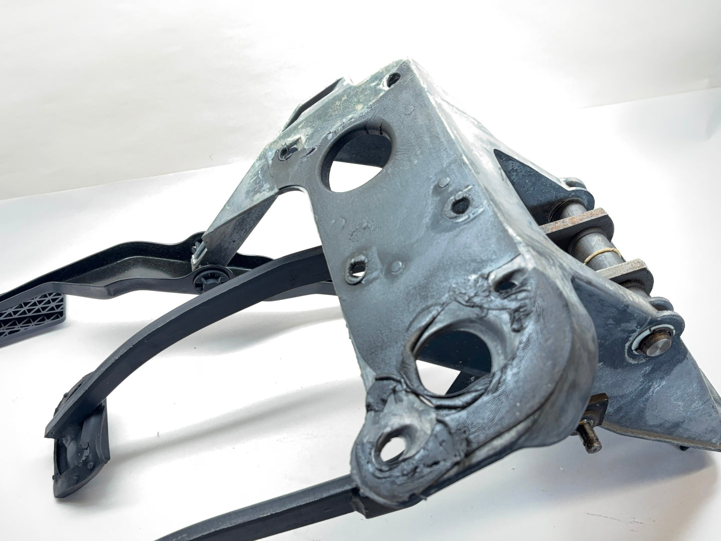 1998-2002 Ram 2500 3500 Manual Transmission Clutch Pedal Assembly with Bracket