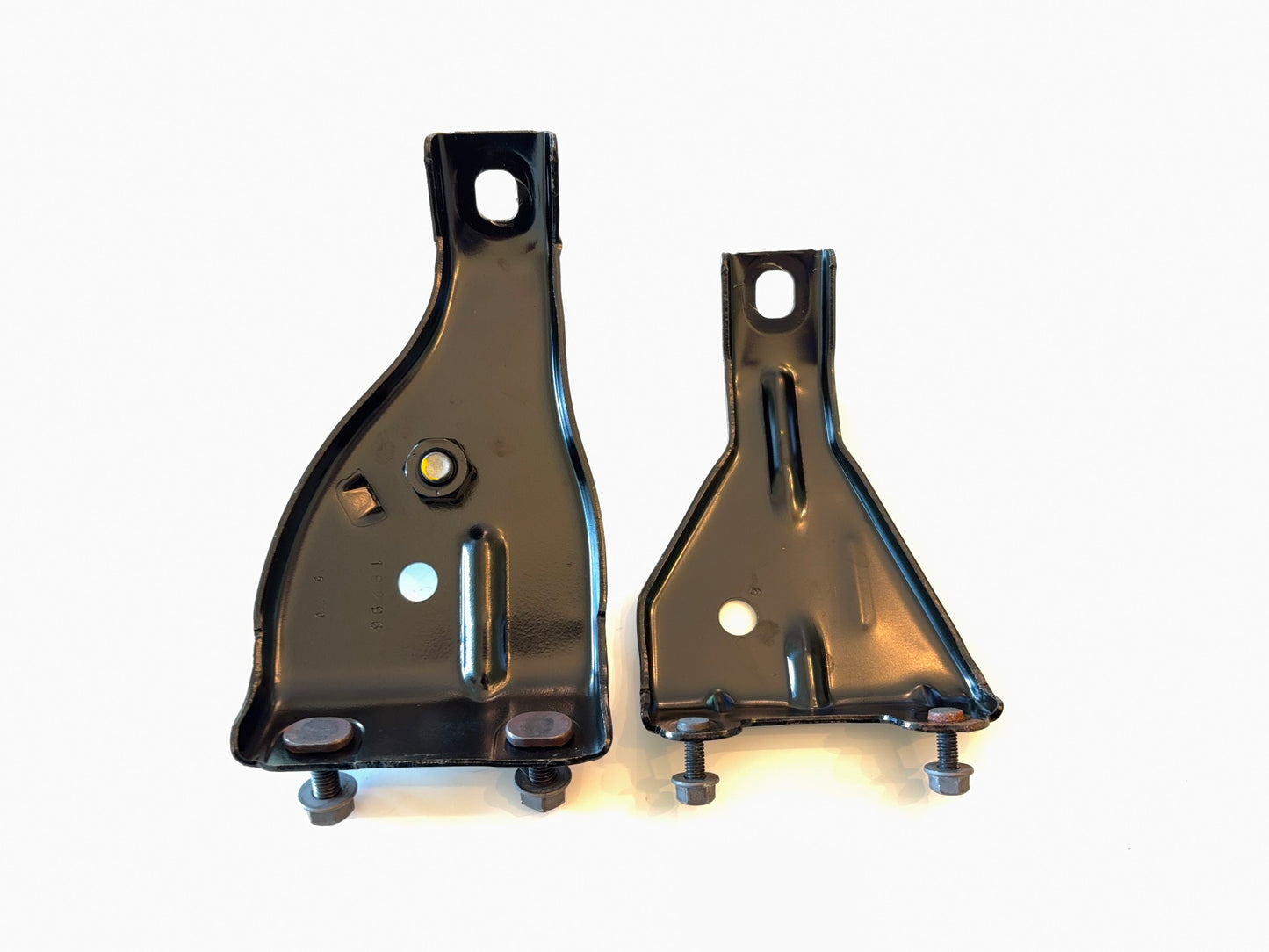 Center Console Jump Seat Brackets, 2019-2024 Dodge Ram 2500 3500 with Bench Seats