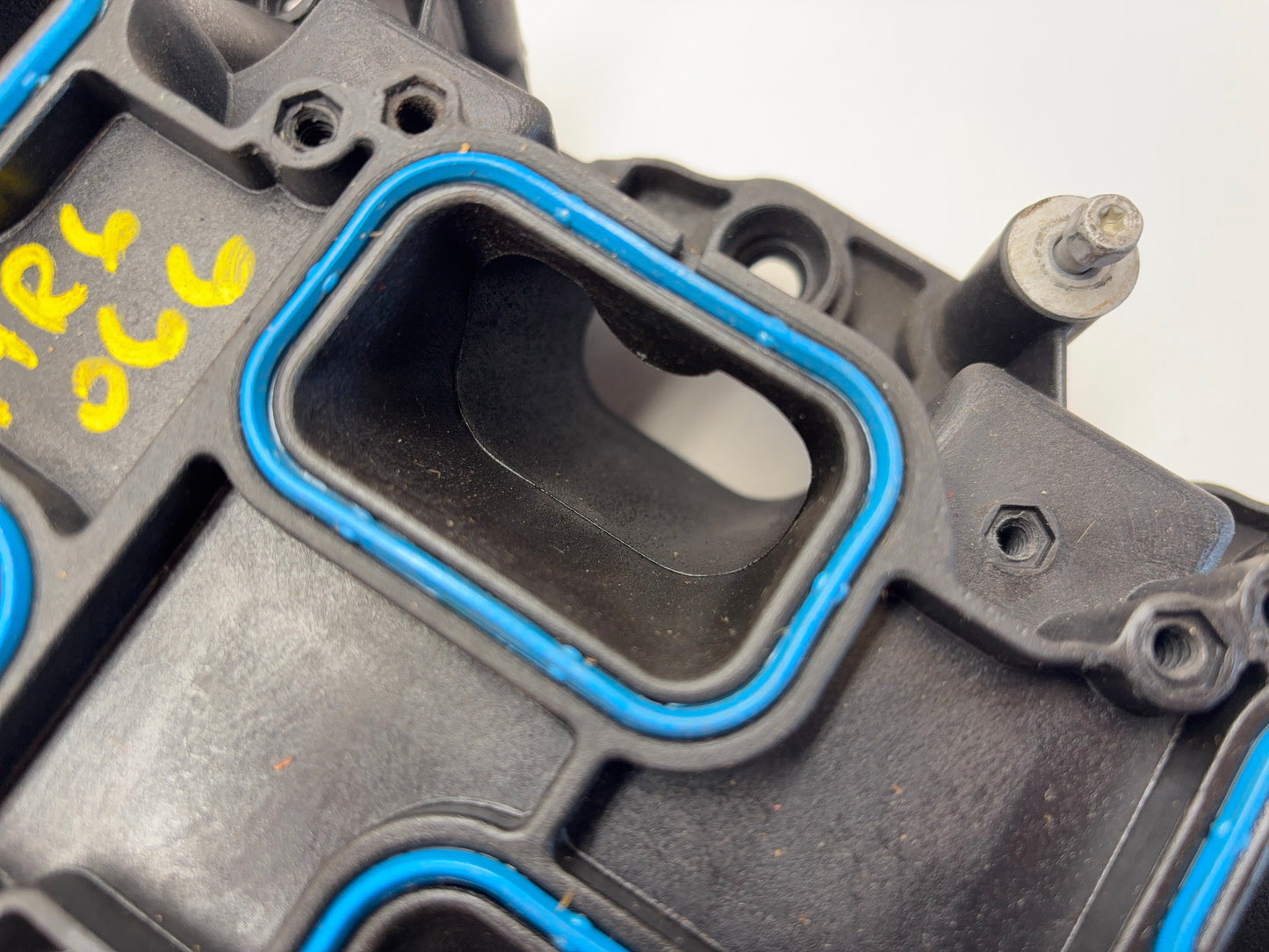 Lower Intake Manifold, 2013-2018 Ram 1500, 2012-22 1500 Classic, 3.6L V6, 5184199AF