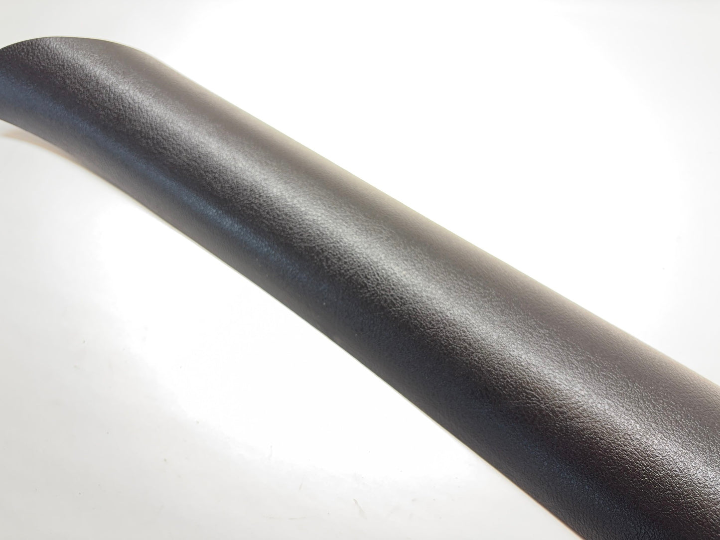 A Pillar Pair LH and RH 1998-2001 Ram 1500 1998-2002 Ram 2500 3500 Agate Trim AZ