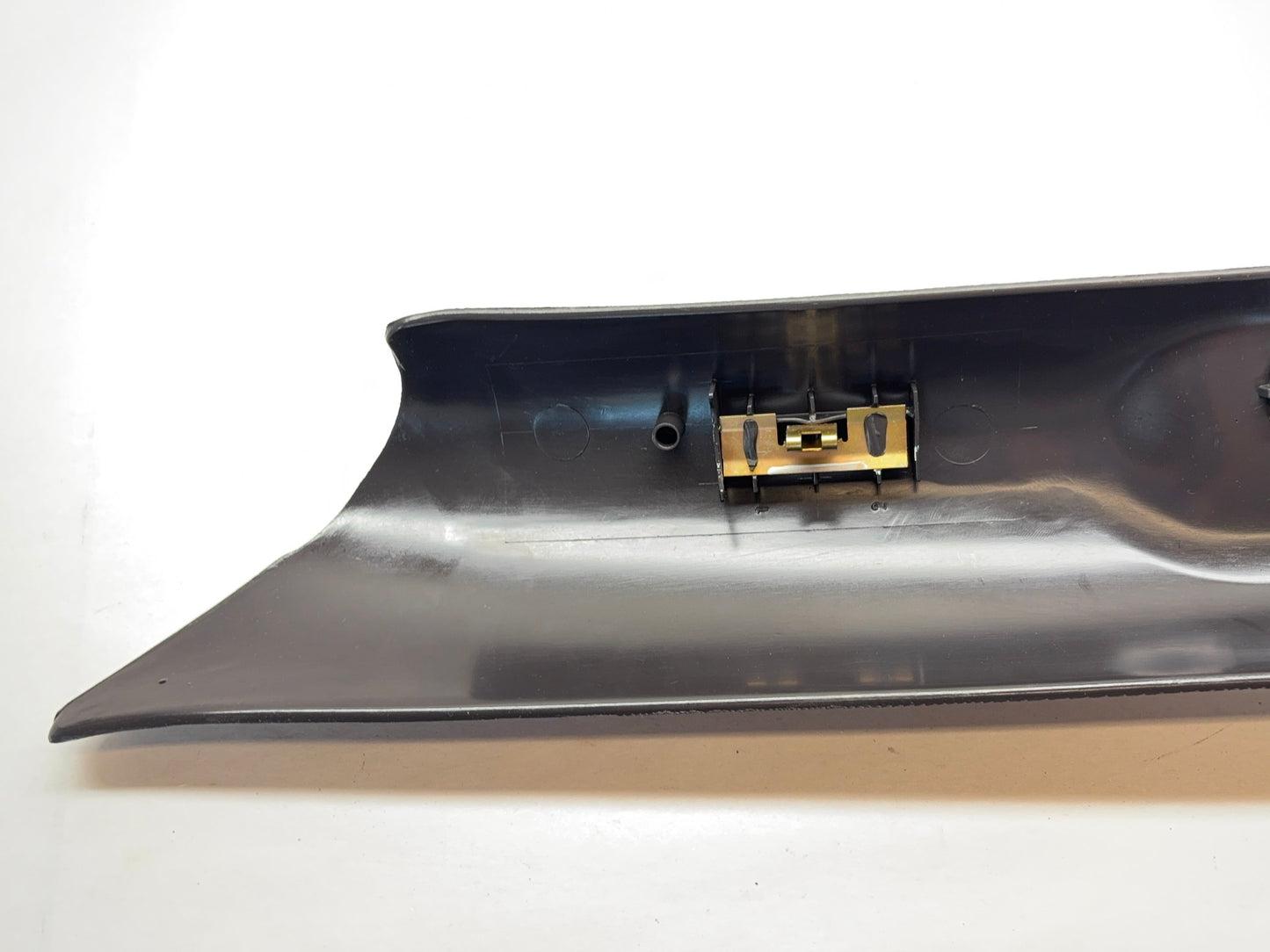 A Pillar Pair LH and RH 1998-2001 Ram 1500 1998-2002 Ram 2500 3500 Agate Trim AZ
