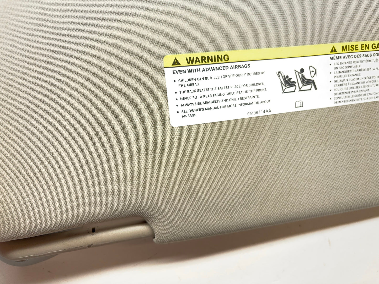 Driver Side Sun Visor 2013-2018 Ram 1500 2500 3500 Unlighted 1VF23BD1AC