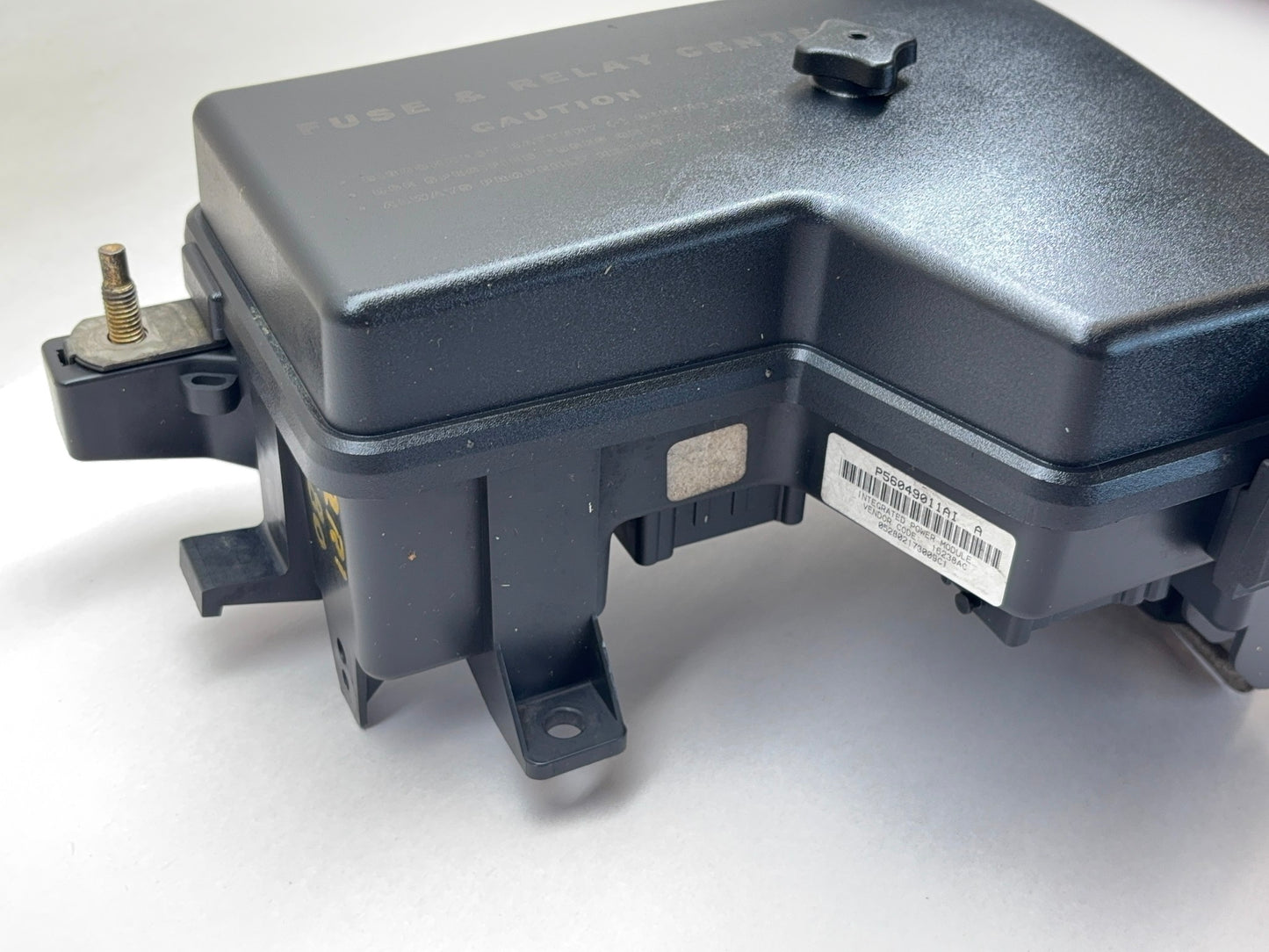 Engine Fuse Box, 2002-2005 Ram 1500 4.7L 3.7L 56049011AI with Body Control Module