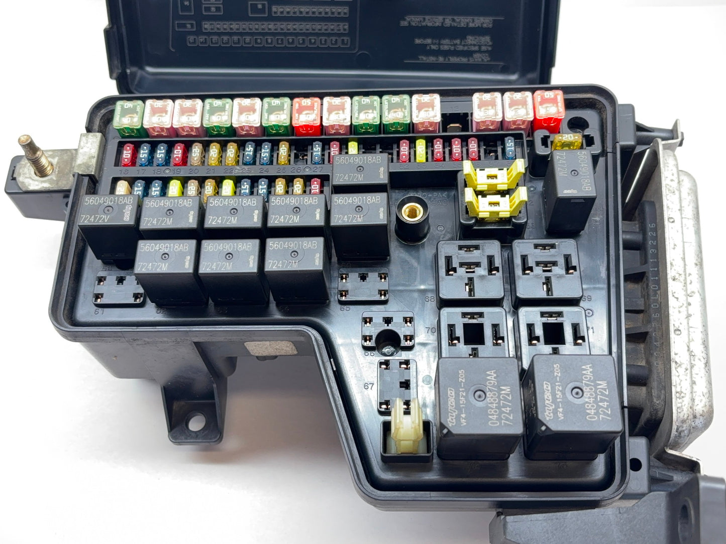 Engine Fuse Box, 2002-2005 Ram 1500 4.7L 3.7L 56049011AI with Body Control Module