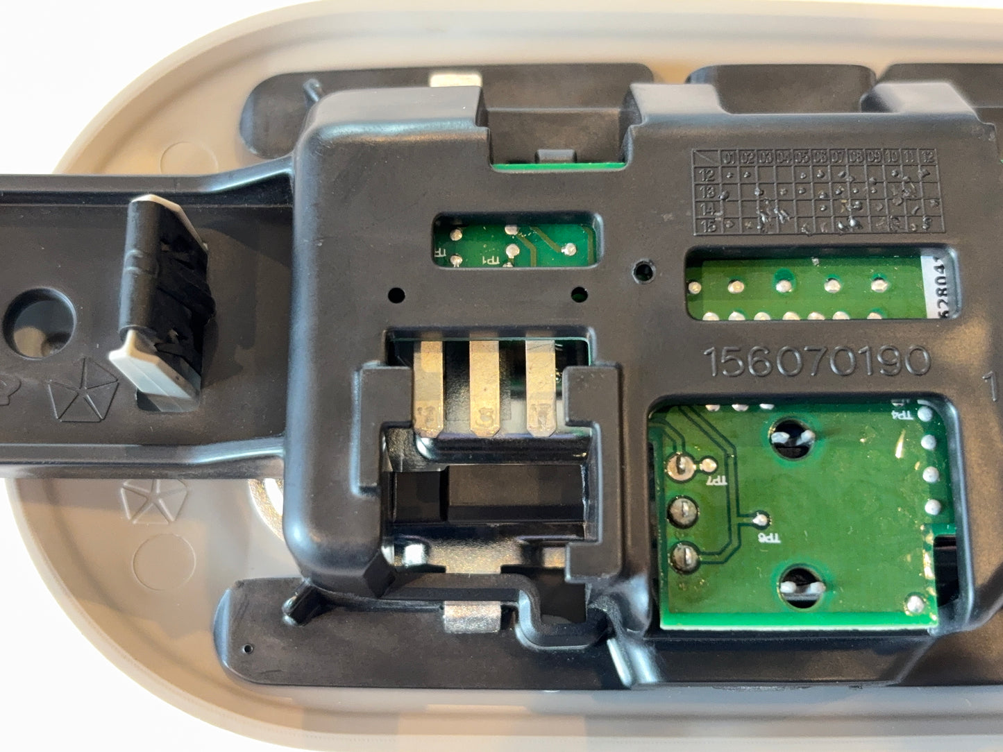 Dome Light Courtesy Light 2013-2018 Ram 1500 2500 3500 1VF65BD1AC