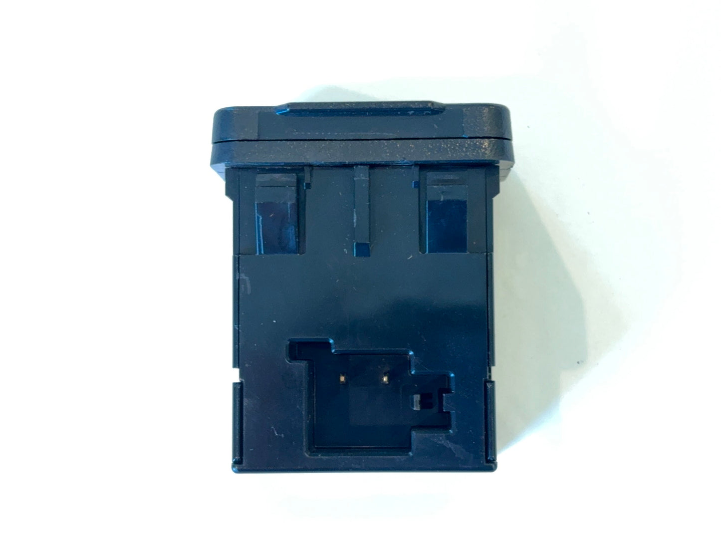 Power Inverter Plug 2009-2012 Ram 1500 2010-2012 Ram 2500 3500 05082095AB