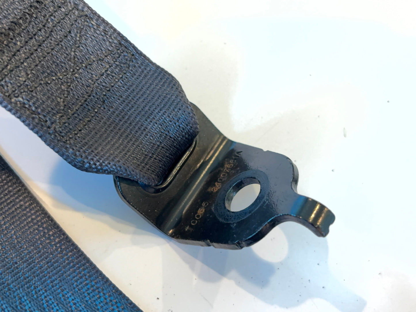 Passenger Front Seat Belt Retractor 2009-12 Ram 1500 2010-12 2500 3500 5KS861DV