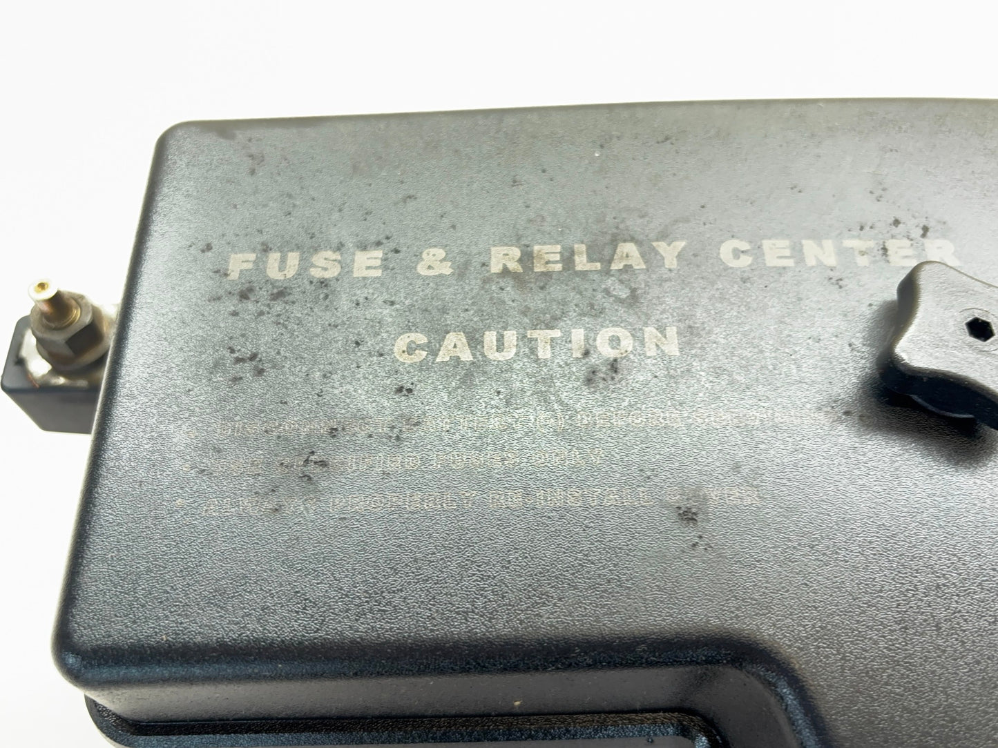 Engine Fuse Box 2004-2005 Ram 2500 3500, 5026036AC, 5.9L Cummins