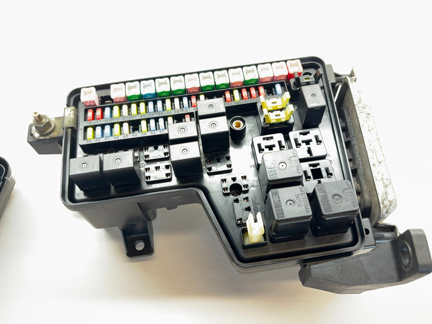 Engine Fuse Box 2004-2005 Ram 2500 3500, 5026036AC, 5.9L Cummins