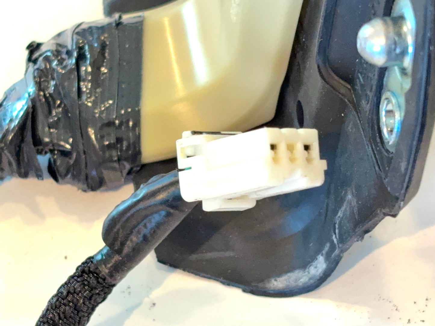 Passenger Rear Door Harness 2013-15 Ram 1500 2500 3500 68160038AC LED Lighting