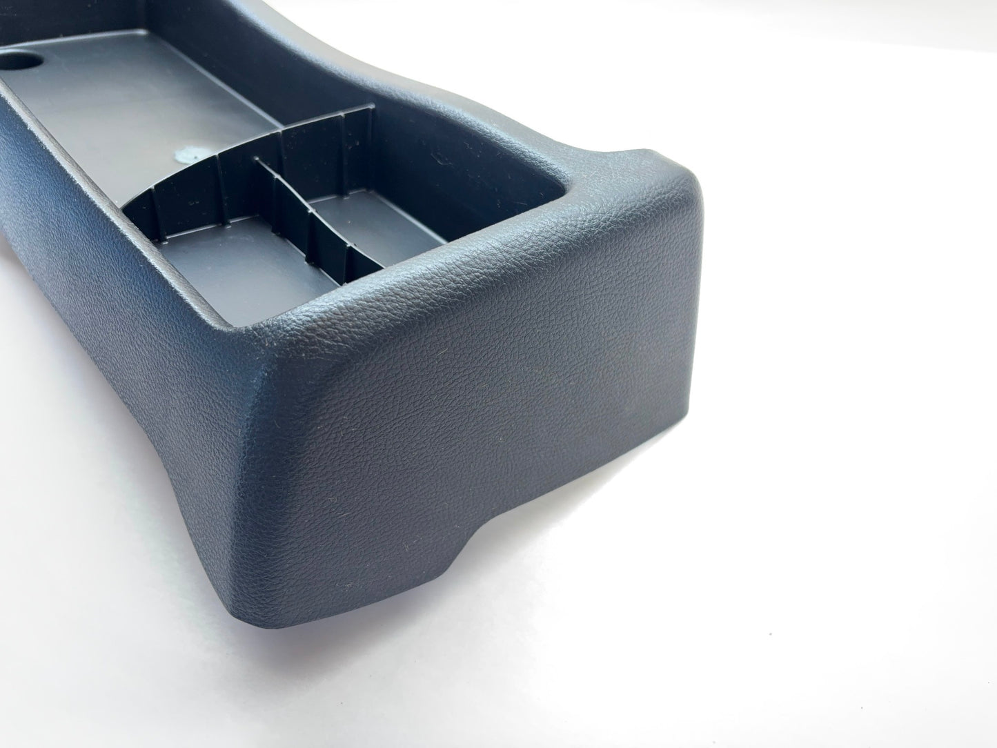 Floor Console Tray, 2009-2018 Ram 1500, 2010-2018 2500 3500, 19+ Classic 1RT17DX9AB