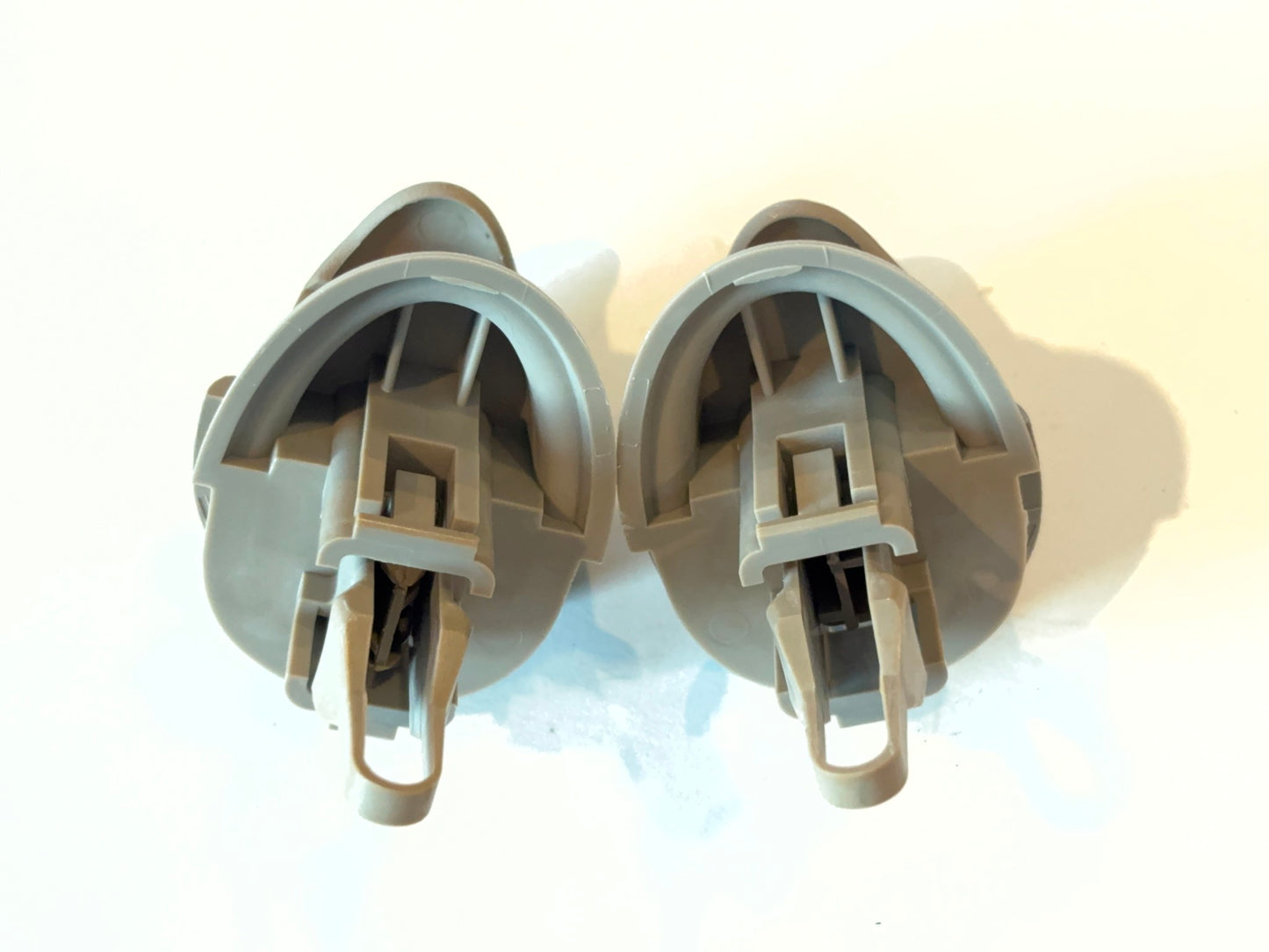 Sun Visor Clip Bracket, 2002-2005 Ram 1500 2003-2005 Ram 2500 3500 1DC48TL2AA