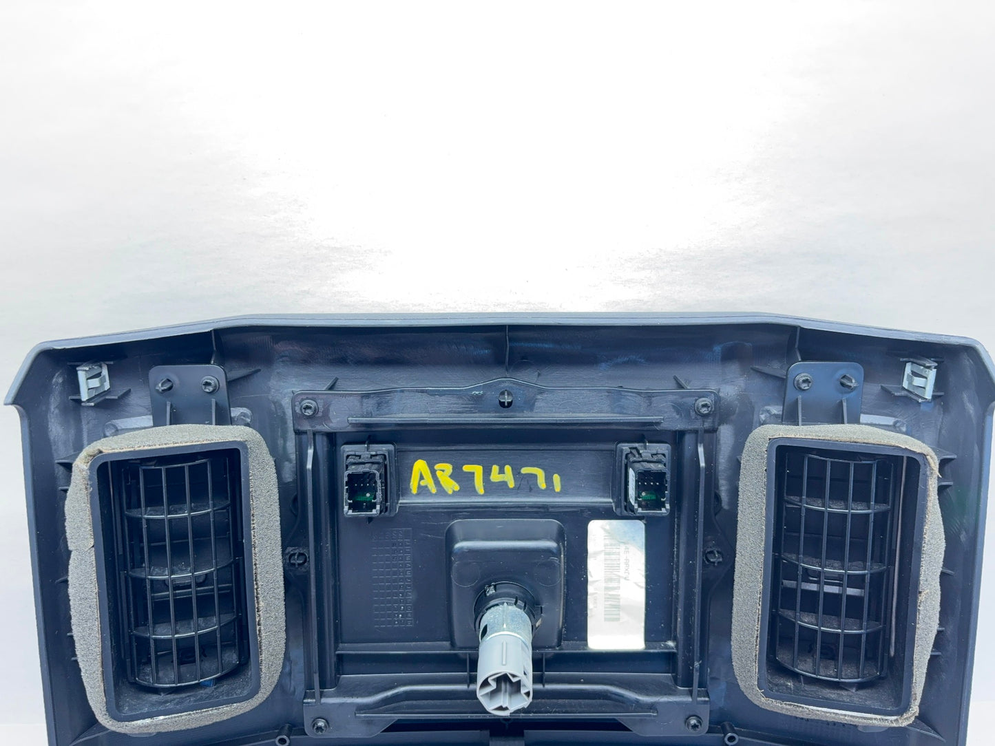 Center Console Rear Panel 09-10 Ram 10 1500 2500 3500 Heated Rear Seats 1NN77XDV