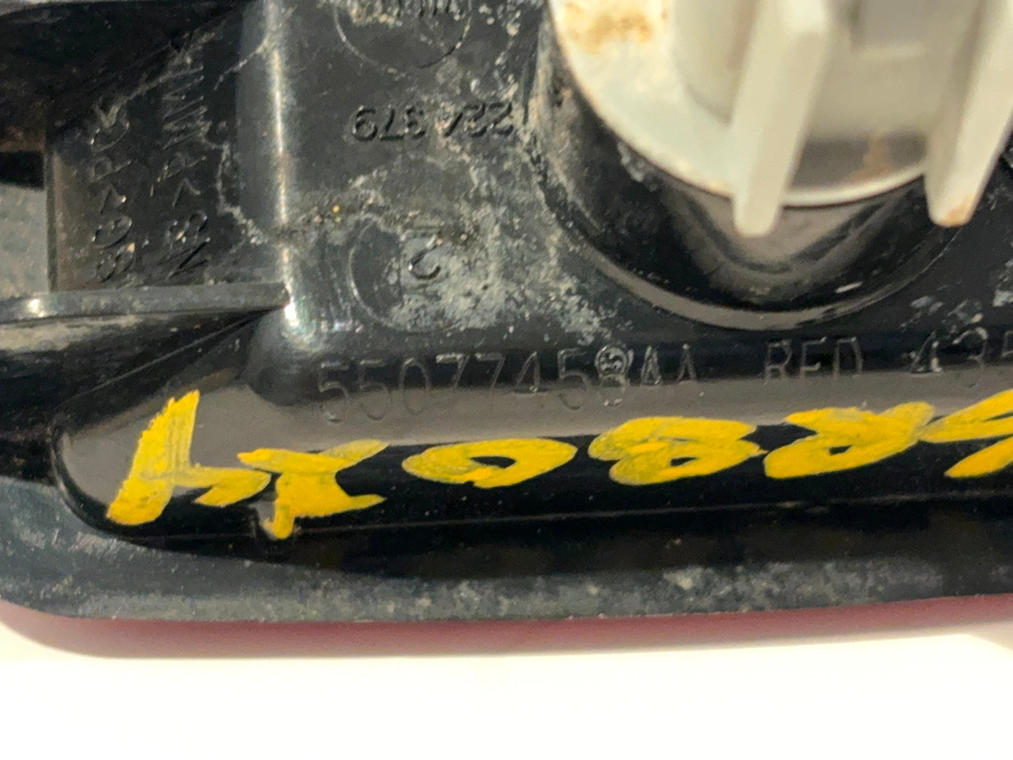 Dually Fender Red Marker Light 2003-2009 Ram 3500 55077458AA LH or RH