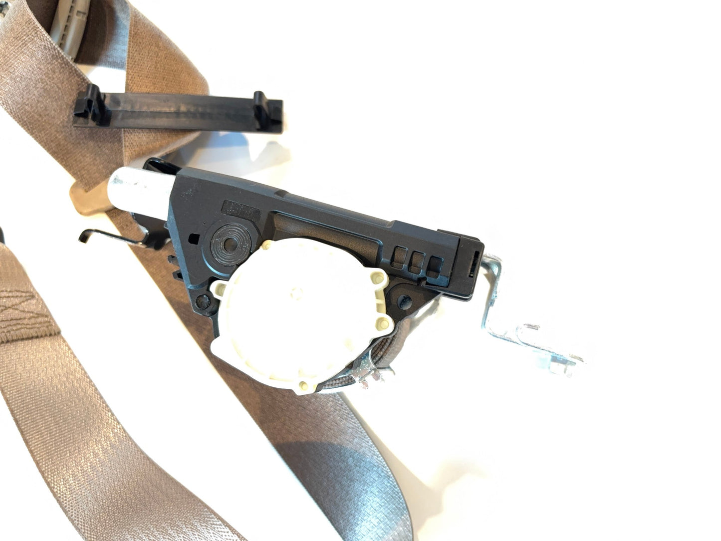 Driver Seat Belt Retractor, 2013-2017 Ram 1500 2500 4-door 5KP991L1AF Left Front