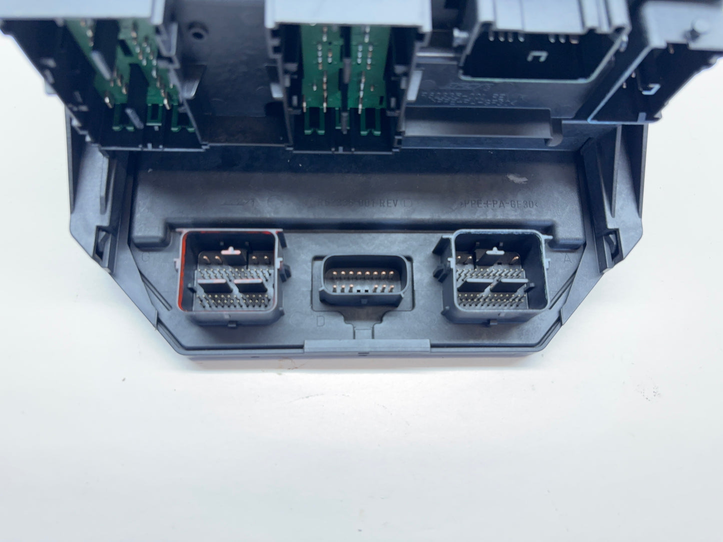 TIPM Totally Integrated Power Module 11 Ram 1500 2500 Gas Engine 04692319AJ