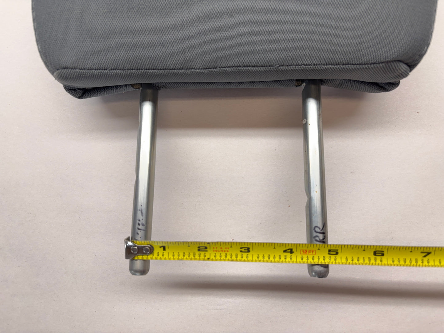 Rear Headrest 2013-18 Ram 1500 2500 3500 19+ Classic Left Right 5NA67LA8AA *X8