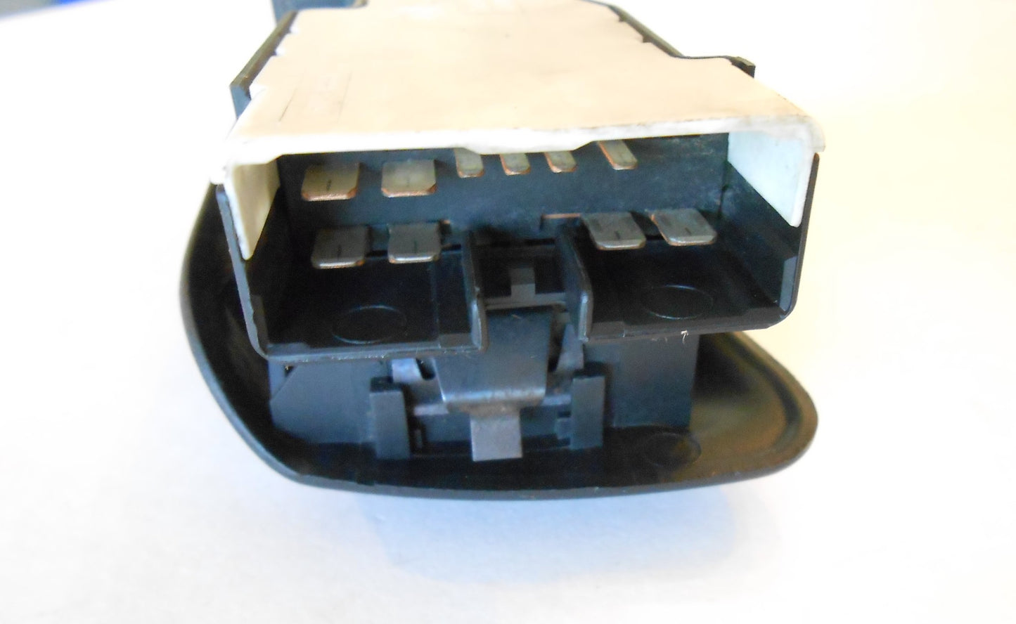 Driver Side Master Switch and Bezel 1998-01 Dodge Ram 1500 2500 3500