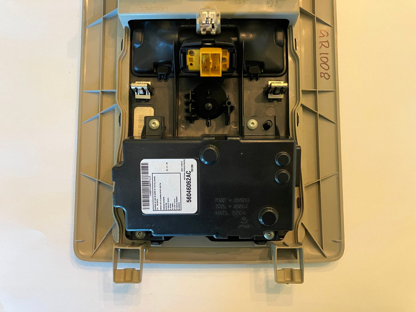 2010 Dodge 1500 Overhead Console with Rear Window Switch 56046062AC