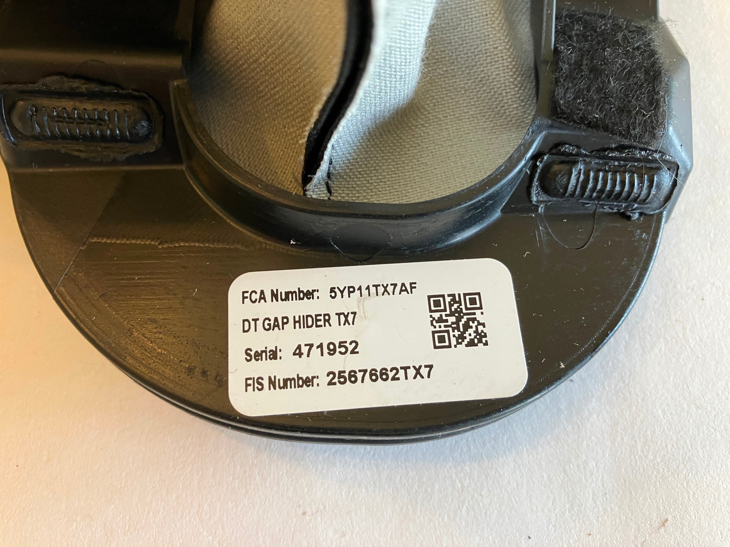 Steering Column Cover Gap Hider 2019-2023 Ram 1500 5YP11TX7AF