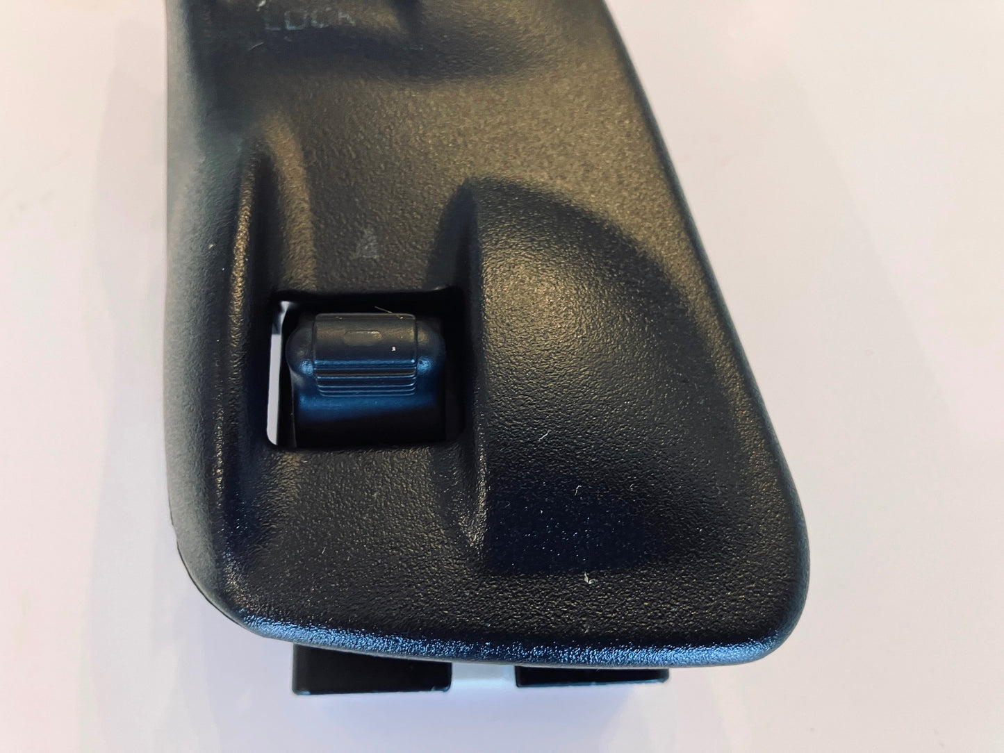 Window Lock Switch with Bezel, Passenger Side 1998-01 Dodge Ram 1500 2500 3500