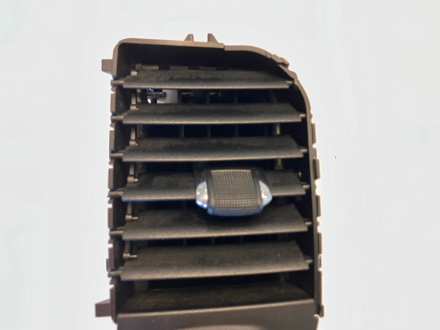 Air Vent, 2013-18 Ram 1500 2500 3500 19+ Classic Right Side of Radio 5MK68DX9AA
