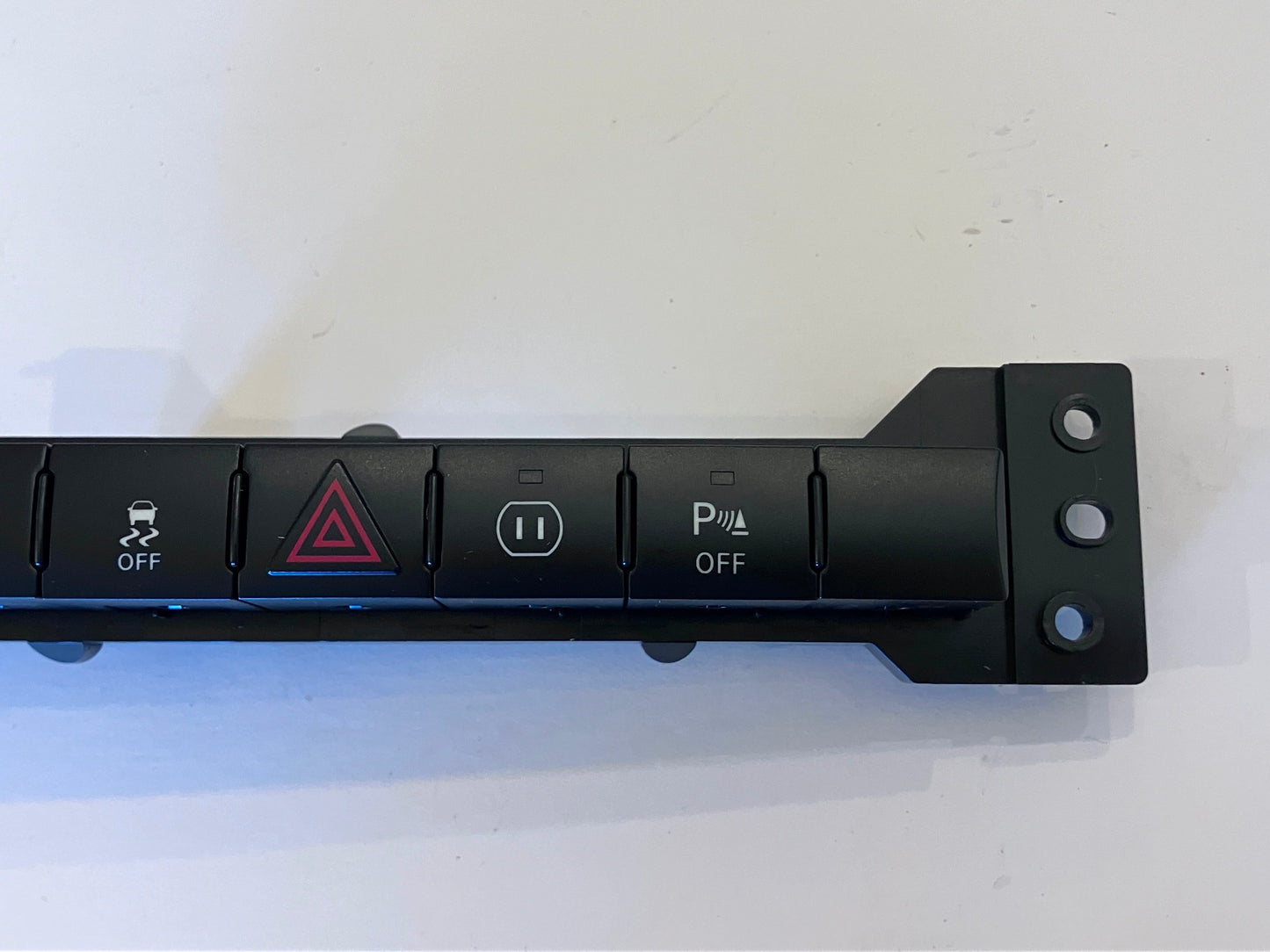 Dash Switches 2009-12 Dodge Ram 1500 Traction Tow Inverter Park Assist 68026184
