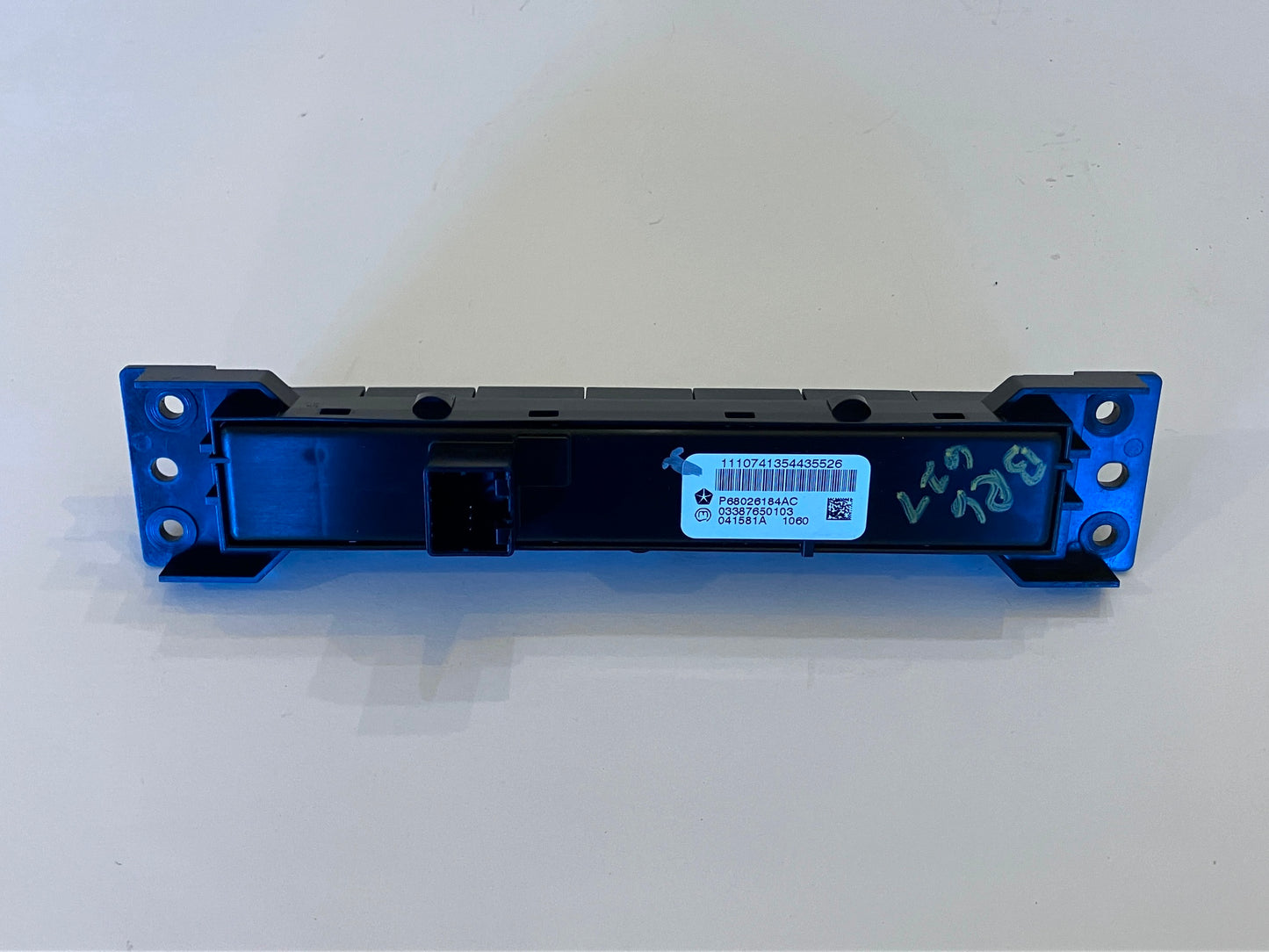 Dash Switches 2009-12 Dodge Ram 1500 Traction Tow Inverter Park Assist 68026184