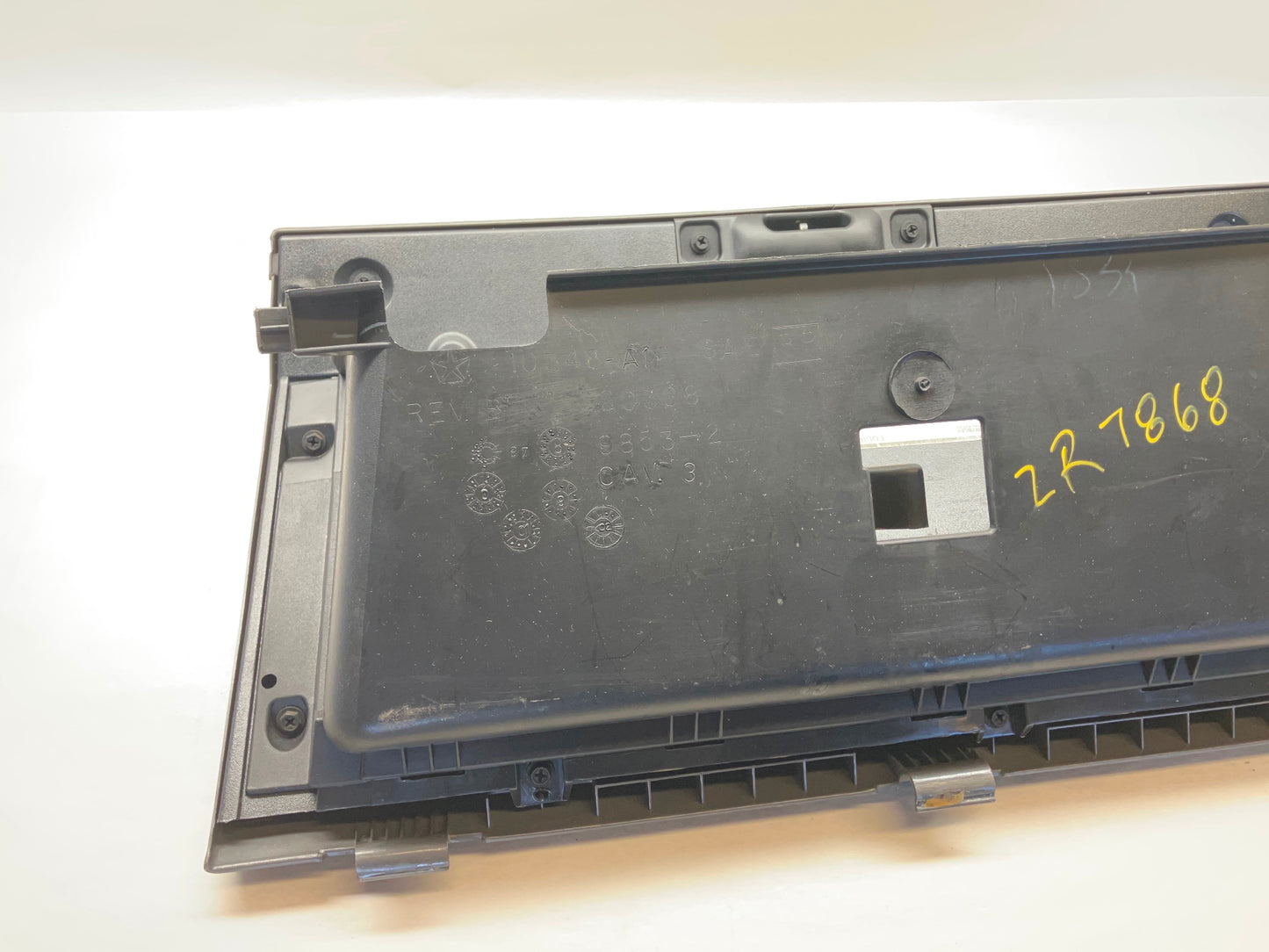 Glove Box 1998-2001 Ram 1500 2500 3500 Agate 5FR47LAZAB, Small Crack above Latch