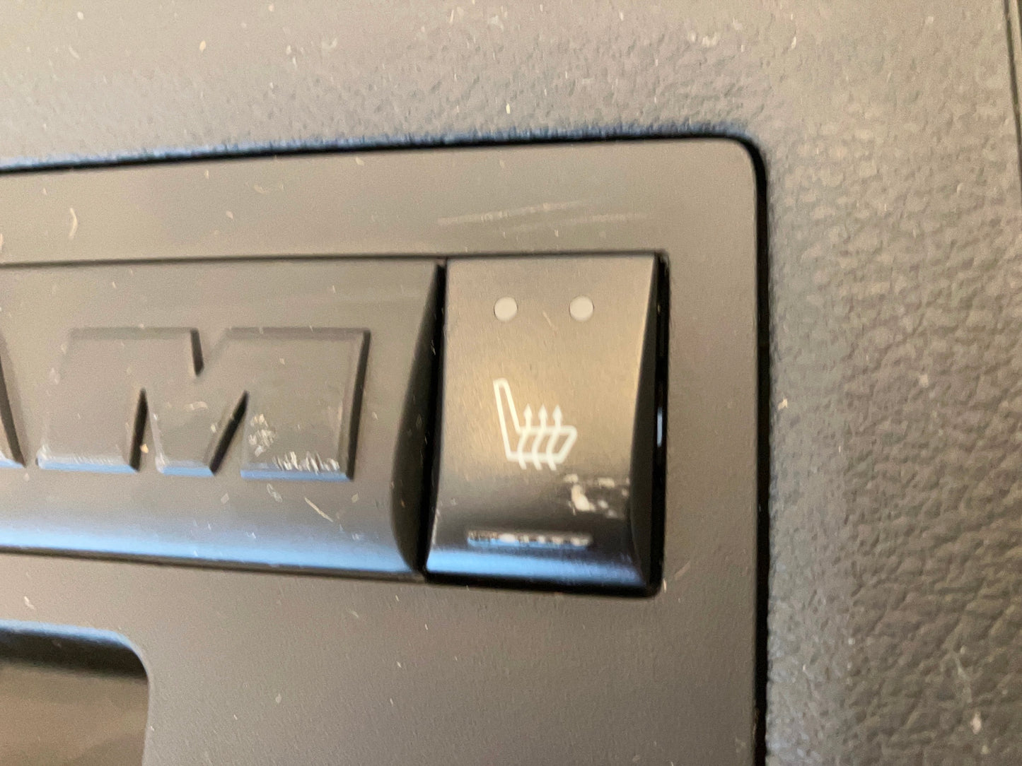 Center Console Rear End Trim Cap w Heated Seats 2013-18 Ram 1500 2500 3500 Black