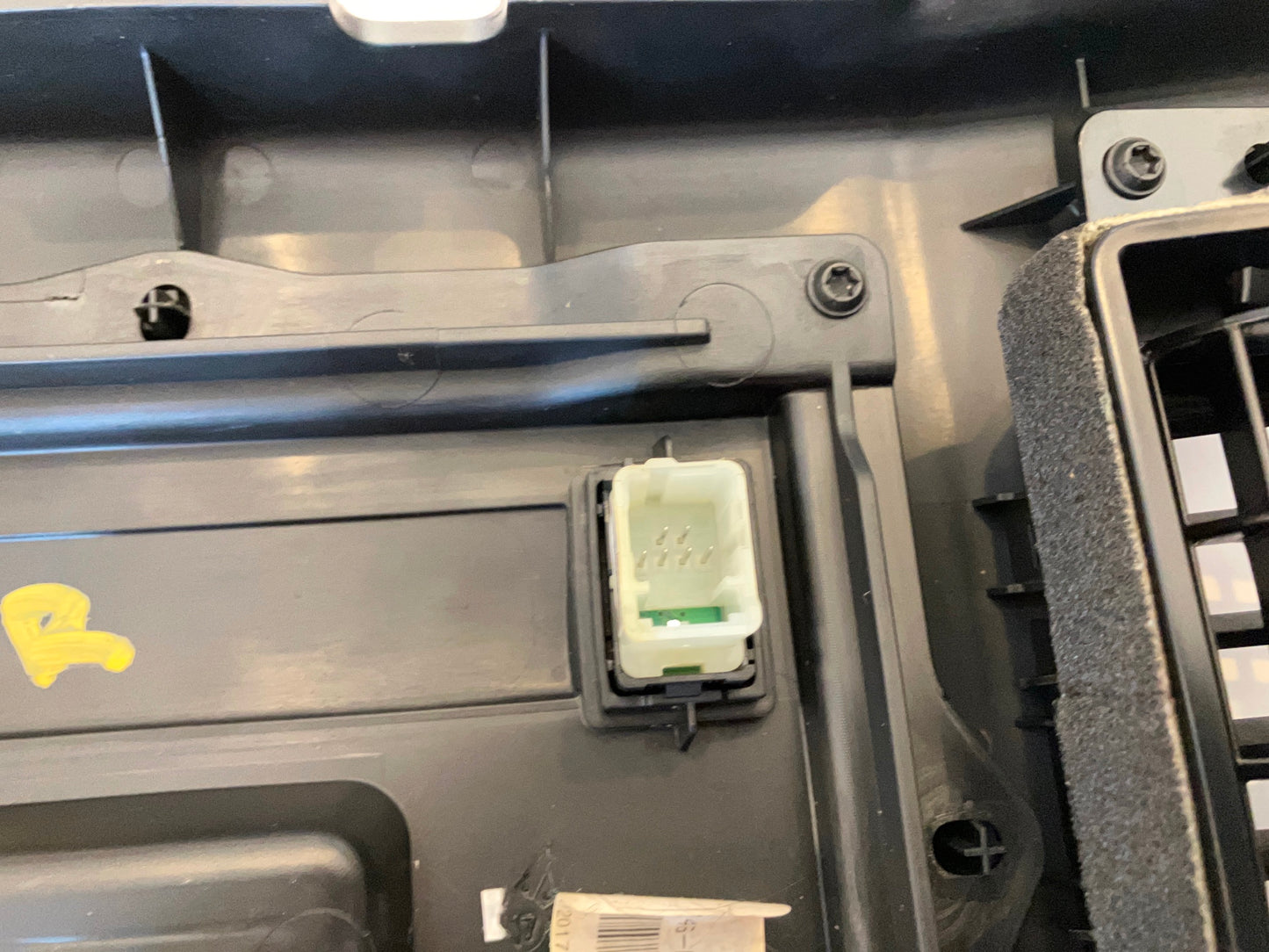 Center Console Rear End Trim Cap w Heated Seats 2013-18 Ram 1500 2500 3500 Black