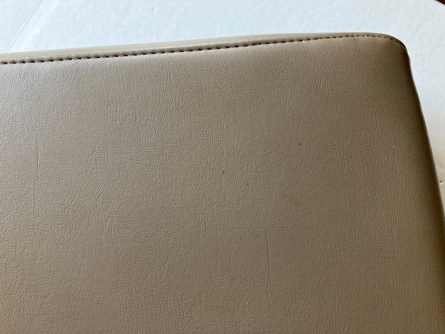 2010-2012 Dodge Ram 1500 2500 3500 Center Console Lid Armrest OEM Vinyl