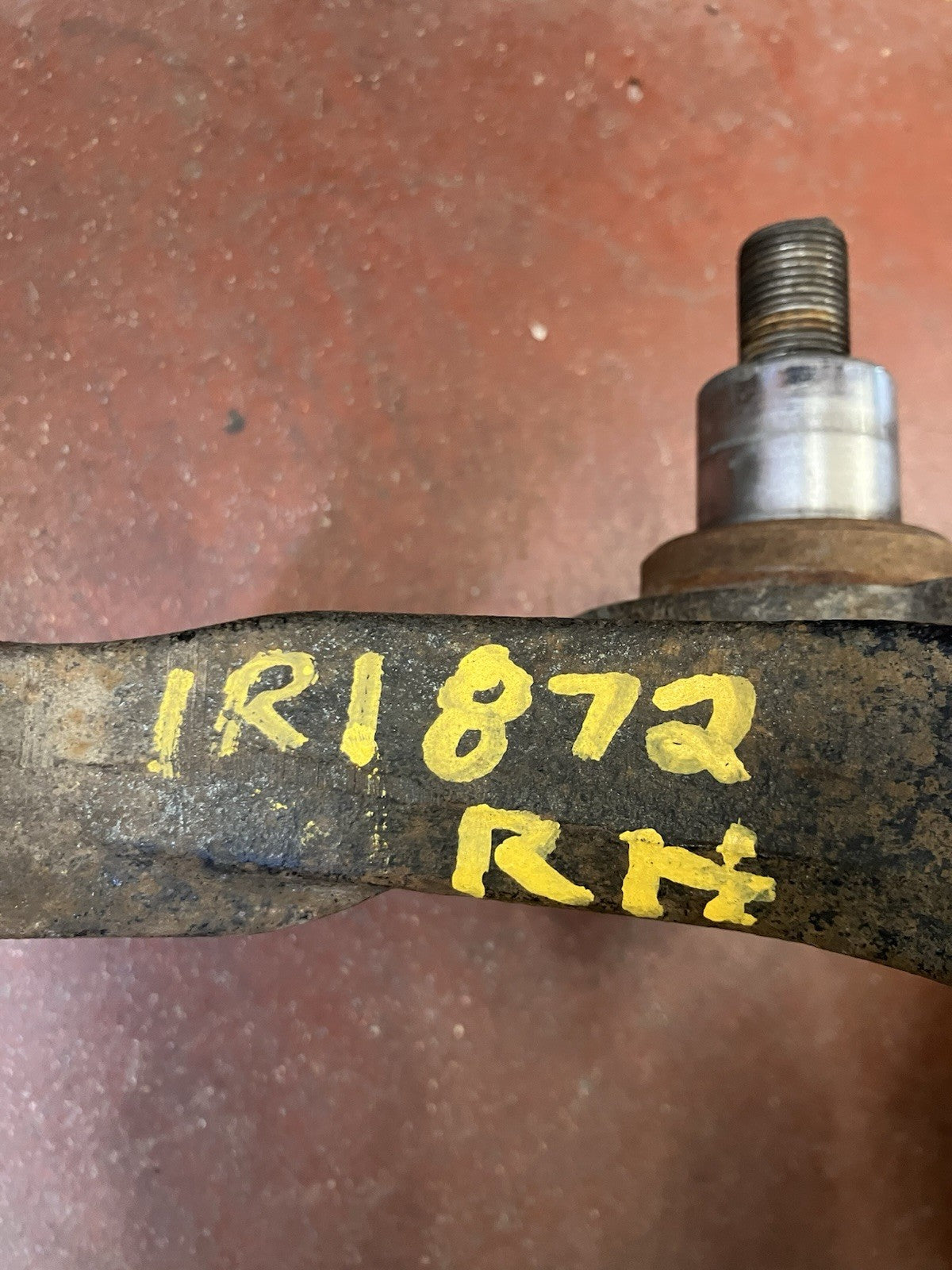 RH 4X2 Spindle Steering Knuckle 2000-01 Ram 1500 P/N 52106424AB
