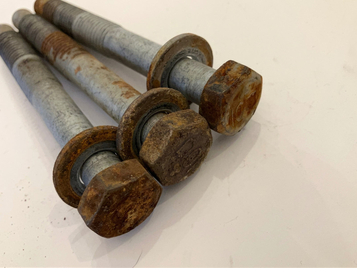 1994-2001 Ram 1500 1994-2002 Dodge Ram 2500 3500 Steering Box Bolts, All Engines